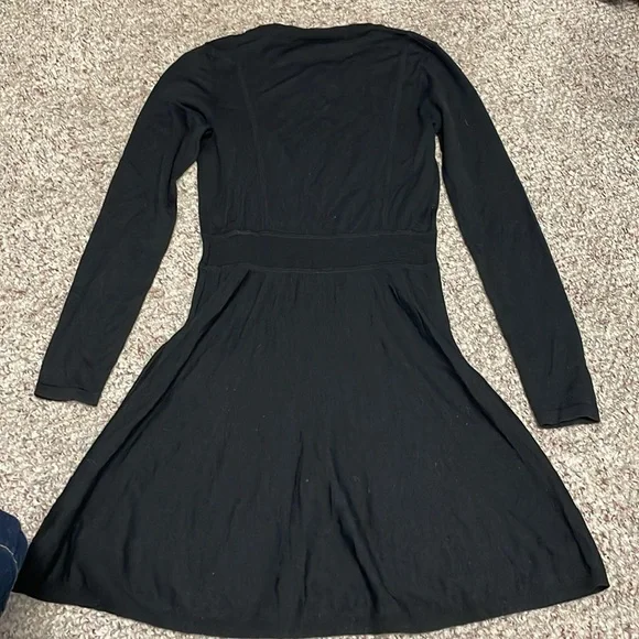 Theory 95% wool long sleeve knit dress - Picture 8 of 8